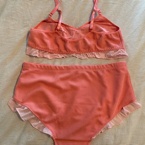 NWOT Bralette set - Picture 3 of 7